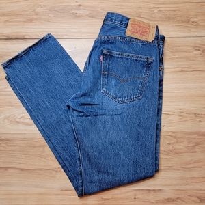 LEVIS 501 SIZE 32 X 30 COTTON-BUTTON FLY JEANS Denim Y2K LN EUC